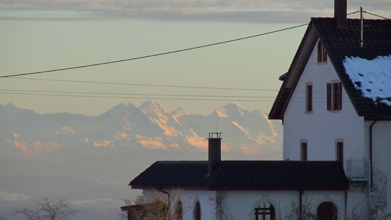 2012-02-24_17.31.43.jpg - 2012_Haus und Alpen